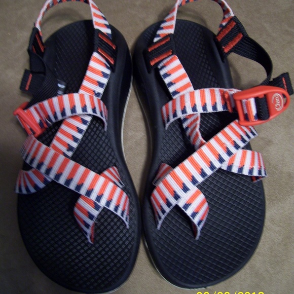 NIB Chaco Womens Z Cloud 2 Taper Grenadine 7 $110 - Picture 1 of 8